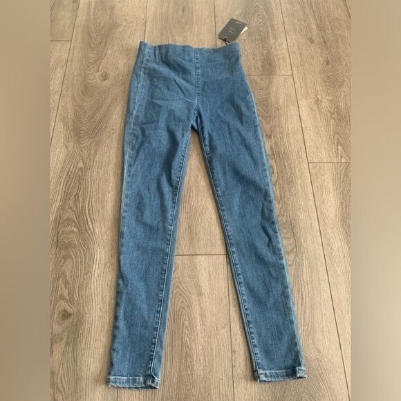 Current/Elliott wear to love skinny jeans - Picture 1 of 5